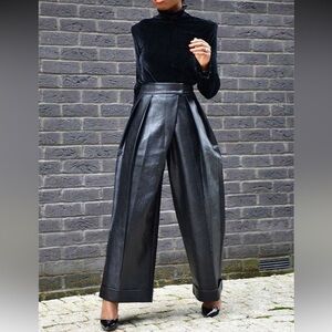 Elegant Black Wide-Leg Pants